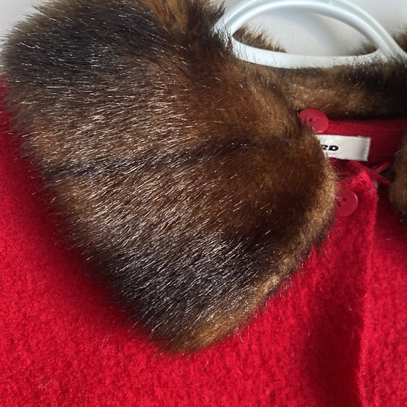 Nygard red 100% wool medium vintage women’s sweater/jacket with faux fur collar. - Picture 2 of 12